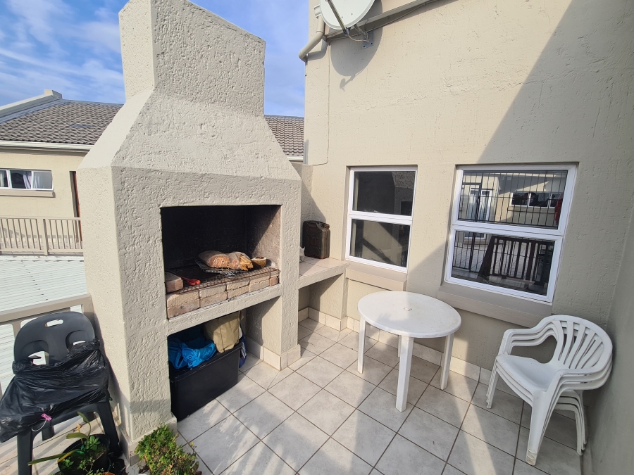 2 Bedroom Property for Sale in Dana Bay Western Cape